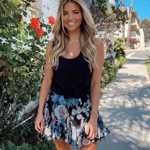 Vici Maxwell Floral Ruffle Mini Skirt - L
